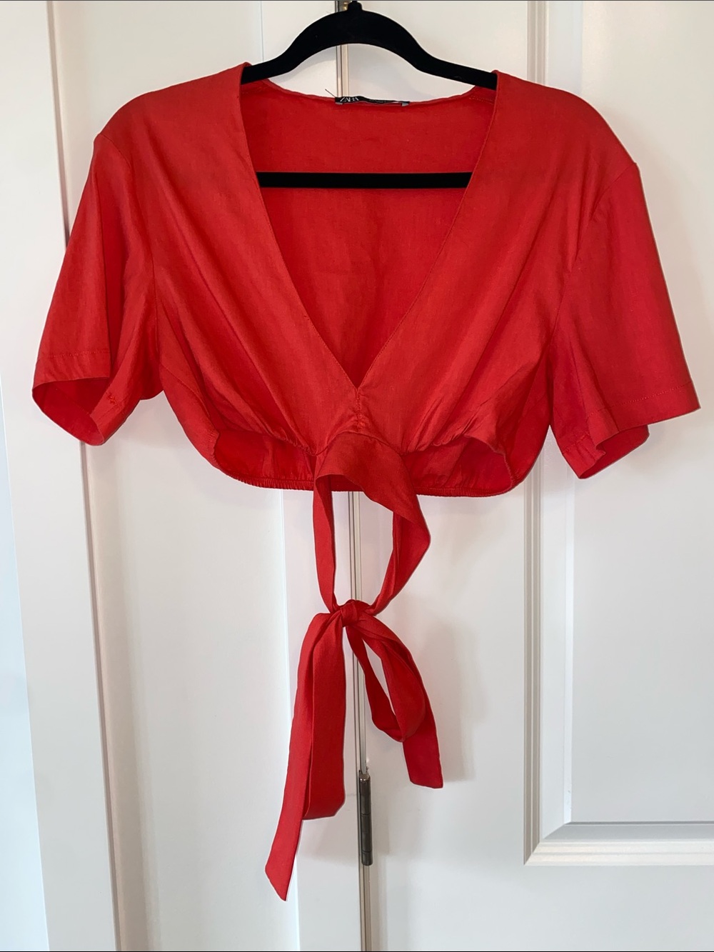 🪸Zara Bright Coral Red Crop Top with Front Tie